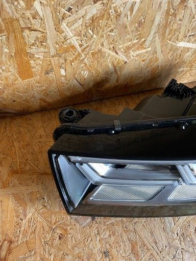 Ліва повністю світлодіодна фара Audi Q5 80A (USA) VS100210 фото