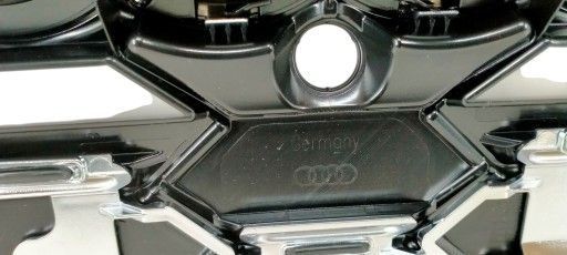 8W6 AUDI A5 8W S-LINE рестайлінг 2016- передня решітка радіатора, нова VS100047 фото